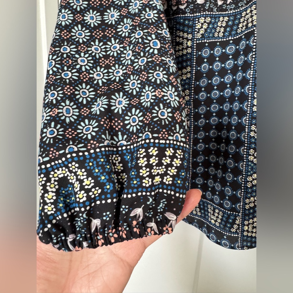 LOFT | Plus Patchwork Back Peplum Blouse - Picture 6 of 9